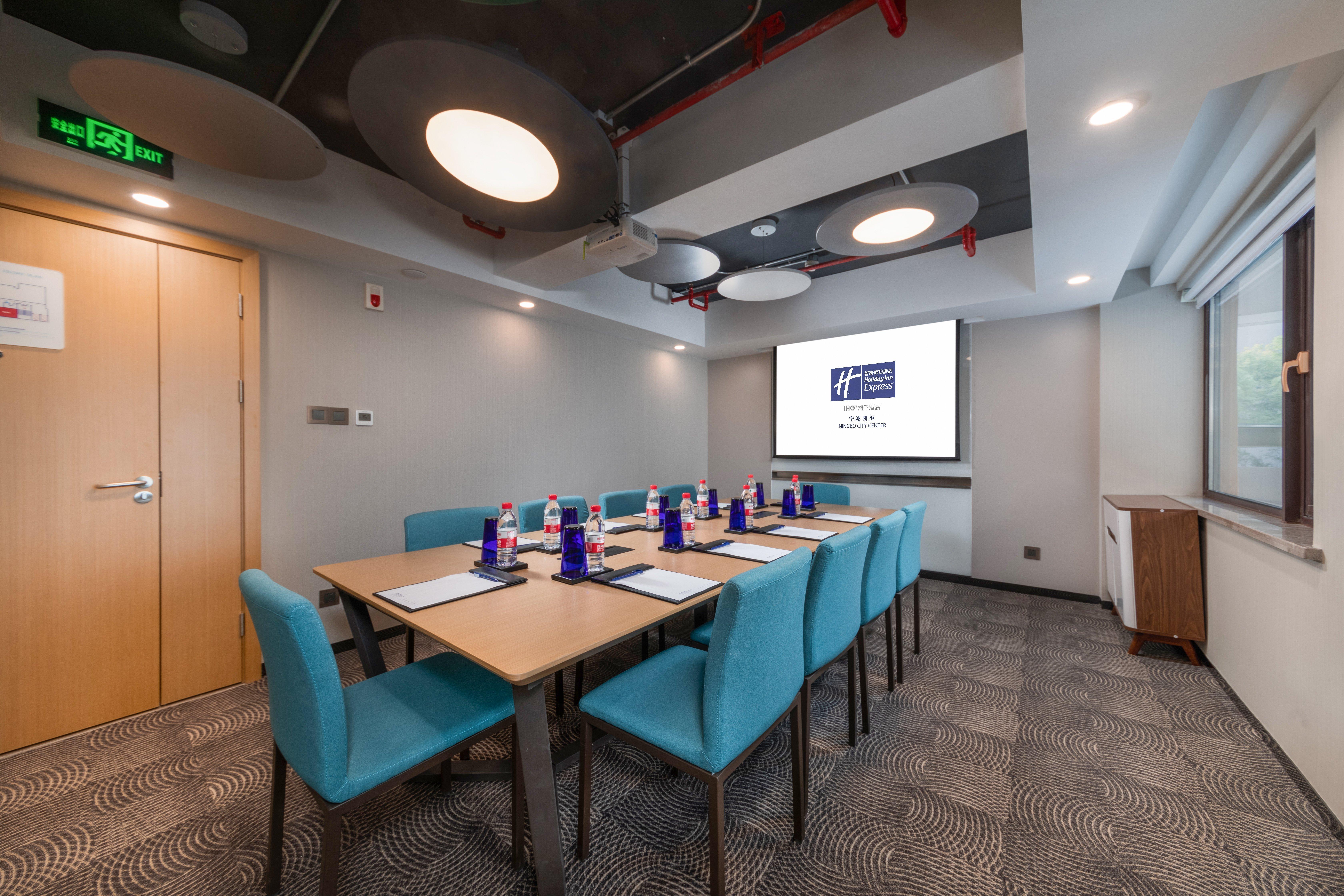 Holiday Inn Express Ningbo City Center By Ihg Dış mekan fotoğraf