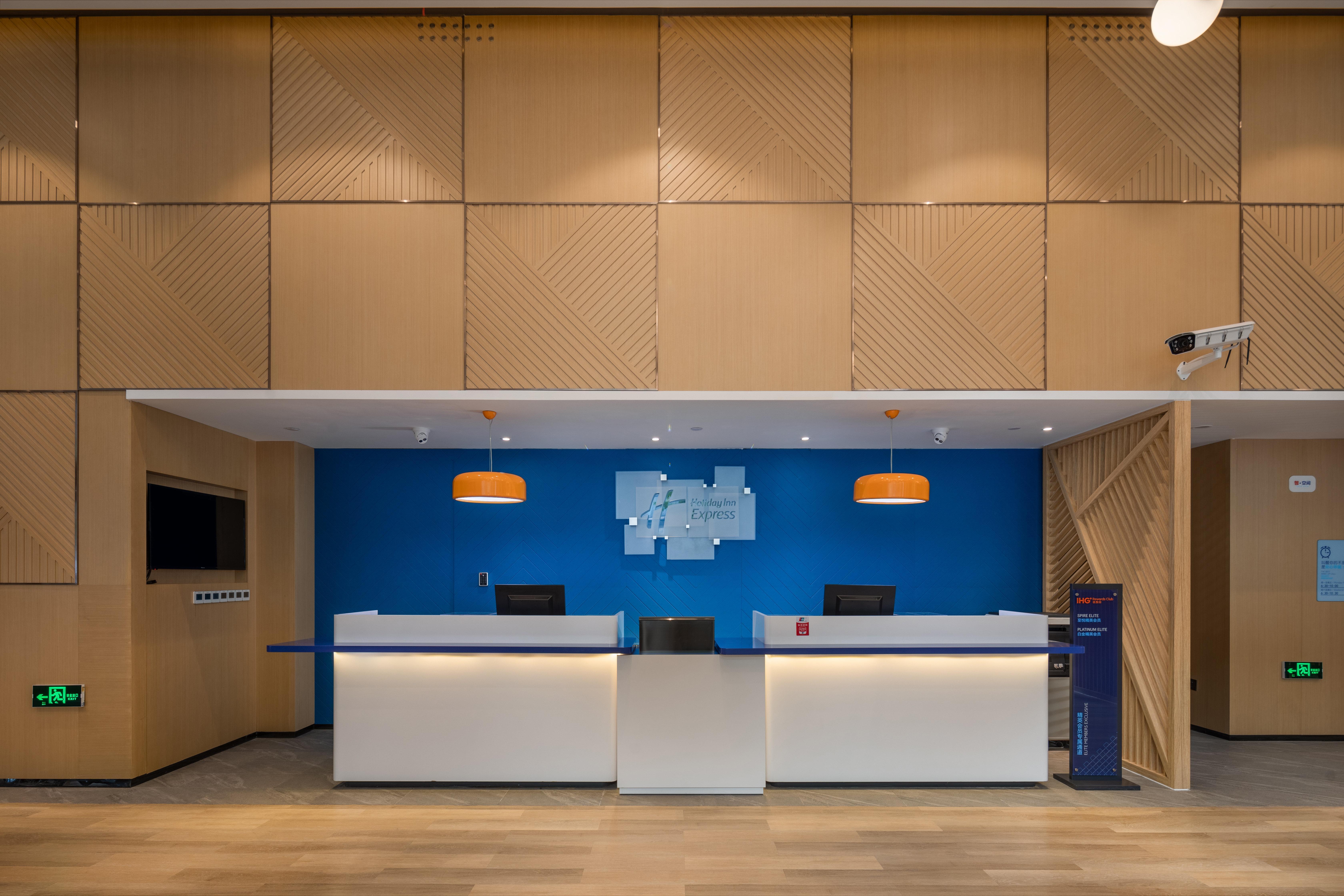 Holiday Inn Express Ningbo City Center By Ihg Dış mekan fotoğraf